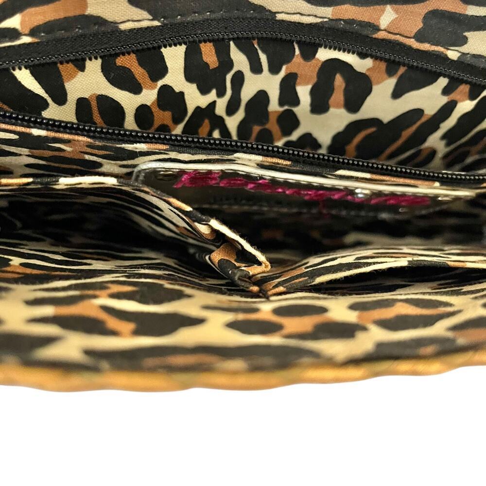 Betsey Johnson Betseyville Playa de Betsey Studded Straw Pom-Pom Clutch Bag - Picture 7 of 11